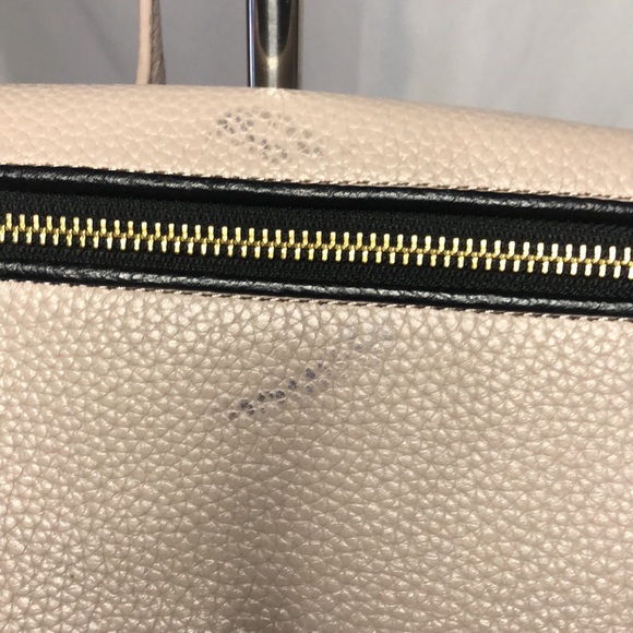 KATE SPADE Chester Street Avie blush colored and black leather crossbody. - Picture 4 of 15